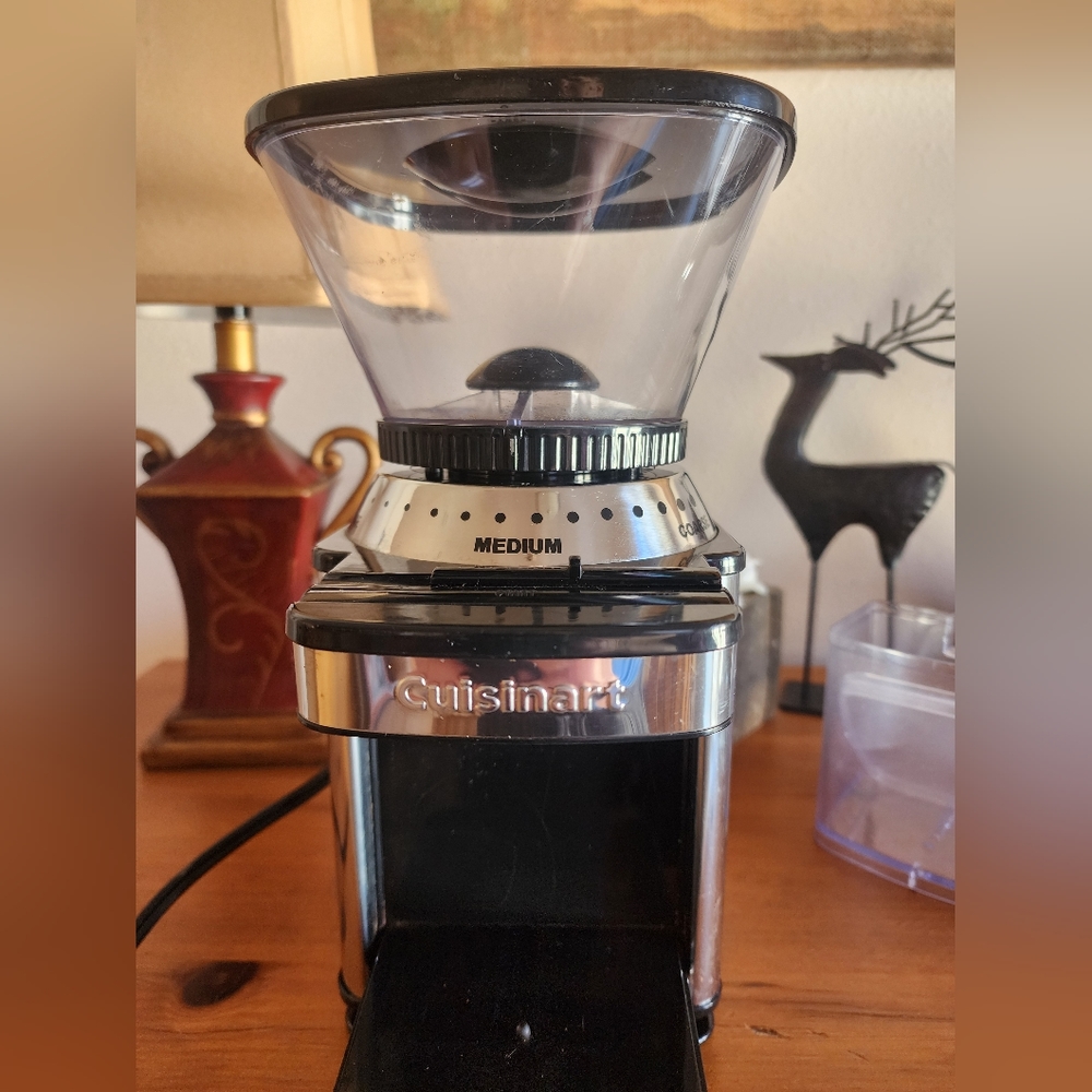 CUISINART Coffee Grinder, Electric Burr One-Touch Automatic Grinder